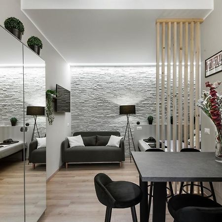 Super Modern And Design Apartment, A Due Passi Dai Navigli Milán Exteriér fotografie
