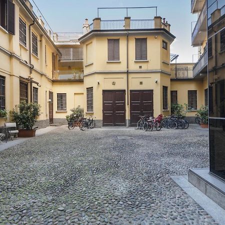 Super Modern And Design Apartment, A Due Passi Dai Navigli Milán Exteriér fotografie